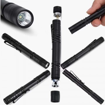 TopLEDverlichting.nl Ultra Mini LED Zaklamp - Pen formaat Slechts 9cm - Wit Licht 300 Lumen - Sterk Aluminium - Waterproof - Inclusief AAA Batterij foto 12